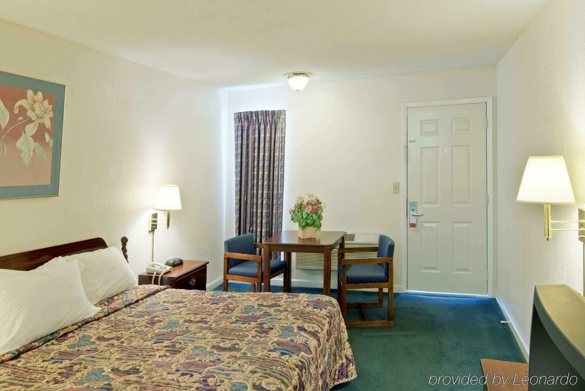 Travel Inn Of Buford Rum bild